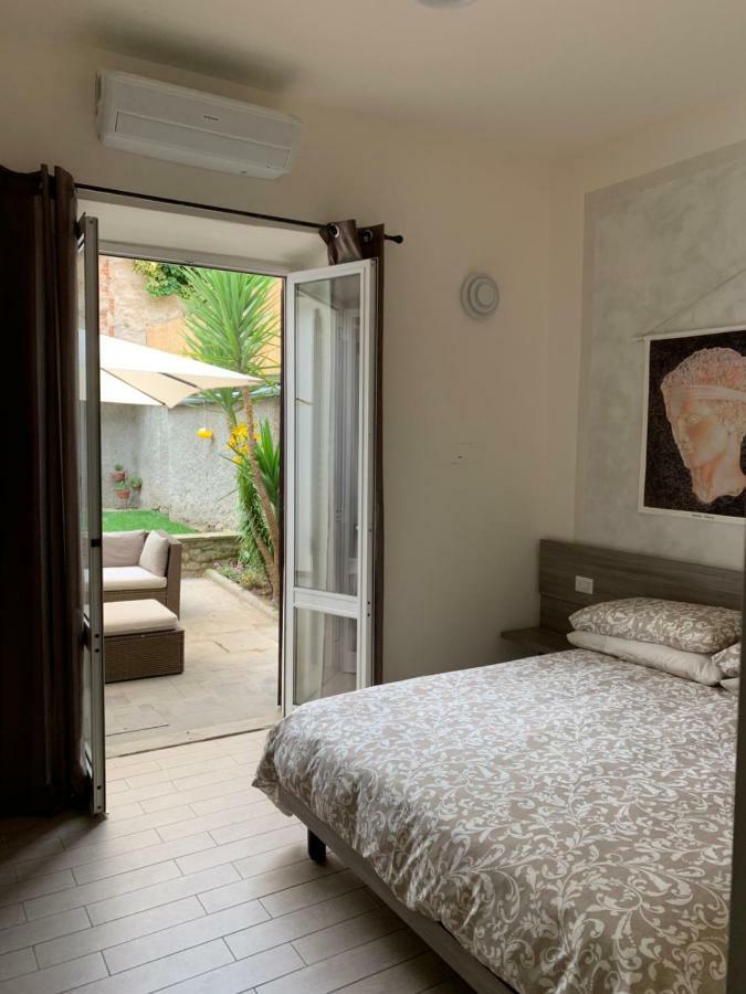 Apartamento com Jardim